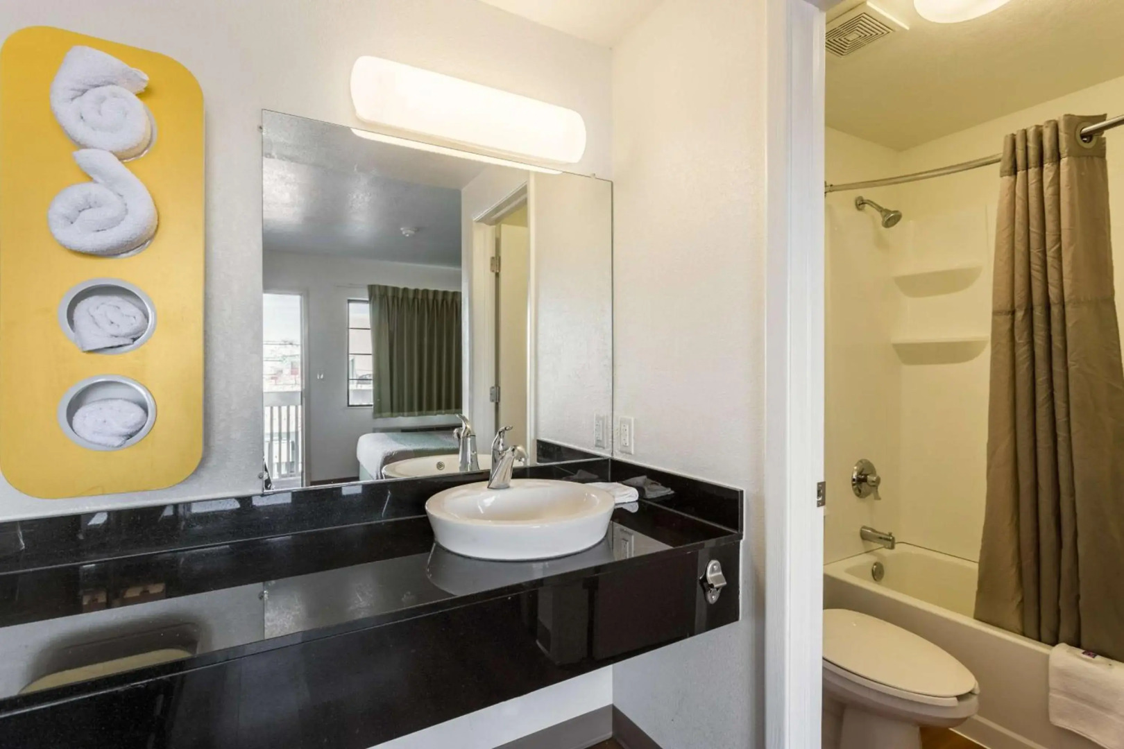 Motel 6 El Paso, TX - East