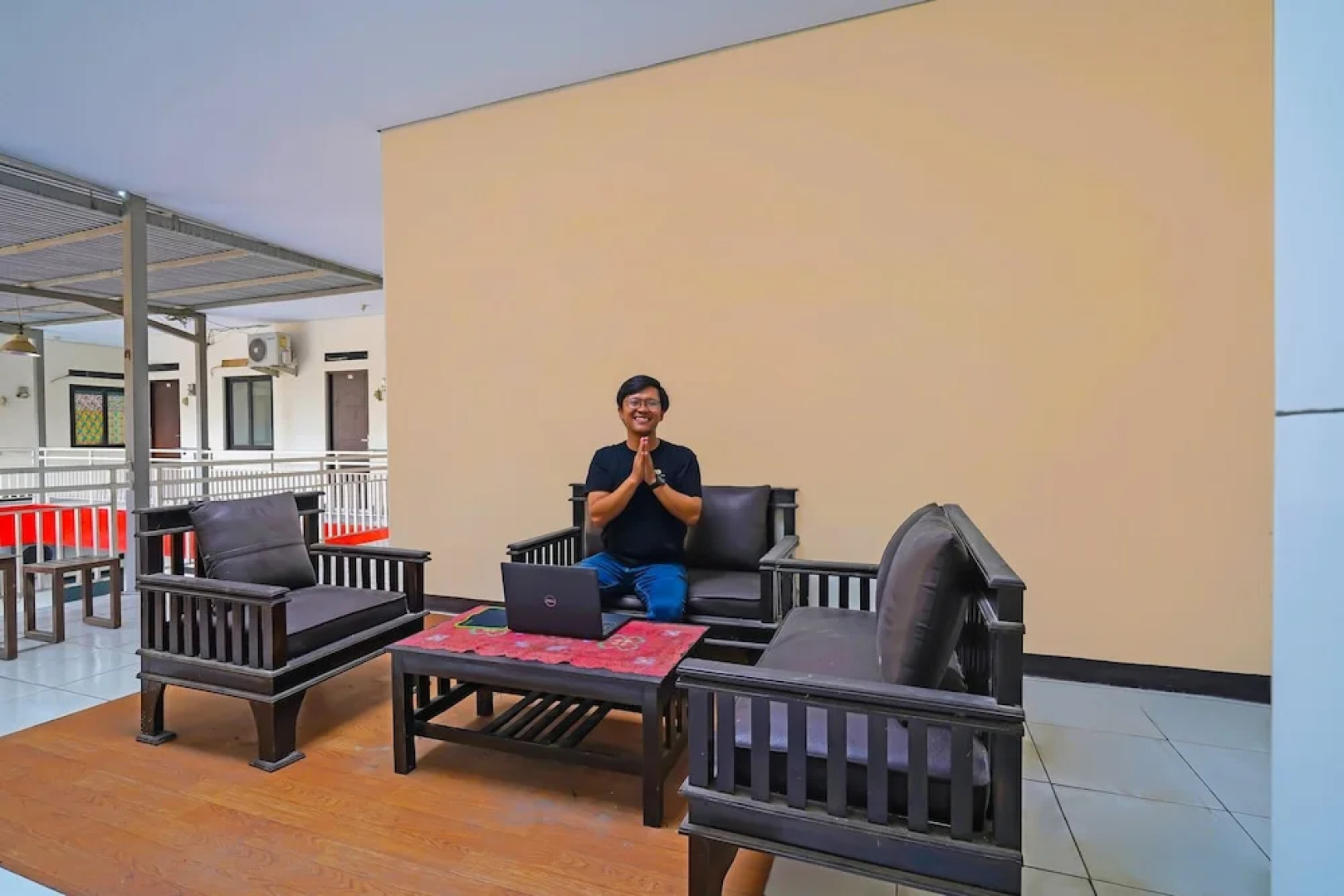 OYO Life 92641 Guest House Palinggihan Ii