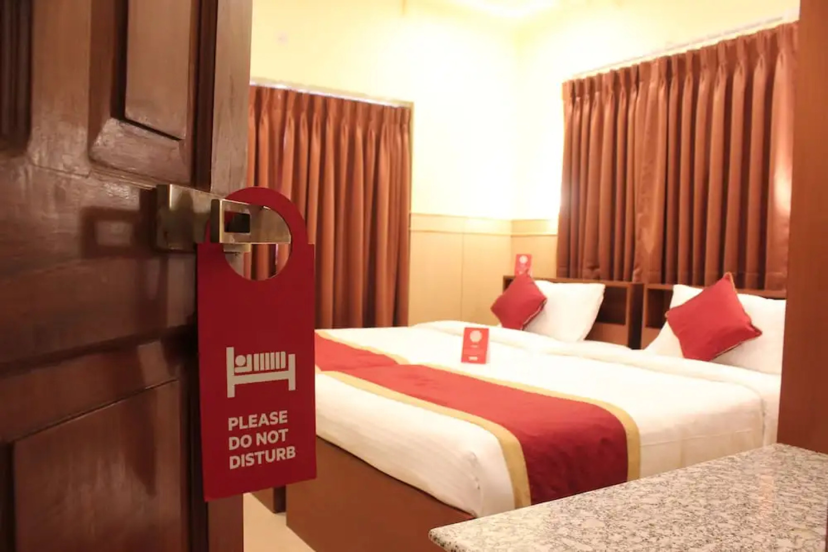 OYO 8877 Dynasty Villa Boutique Resort