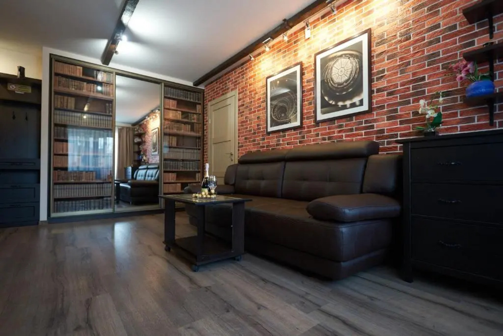 Apartment on Pobeda 4 with sauna