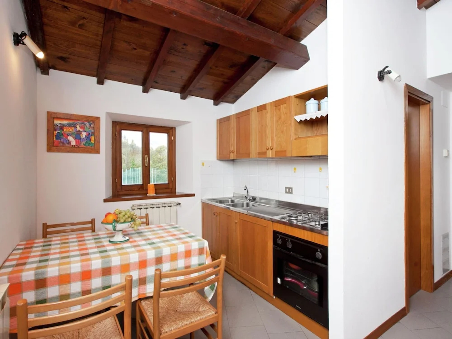 Relaxing Holiday Home With Swimming Pool,garden, Terrace,bbq