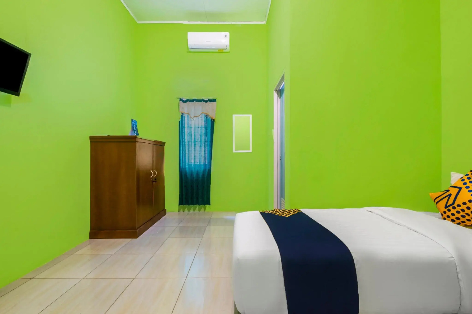 OYO 2859 Fatan Costel Syariah