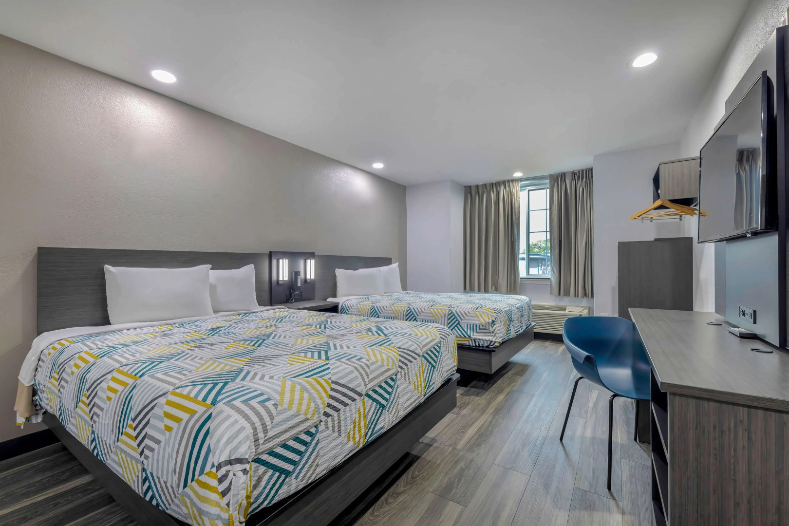 Motel 6 Fort Worth, TX - Burleson