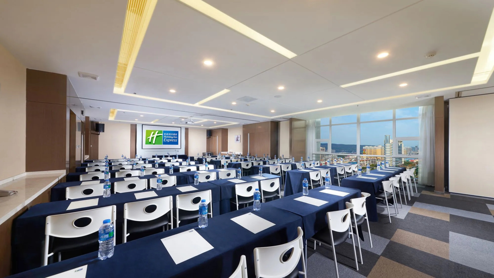Holiday Inn Express Baoji City Centre by IHG