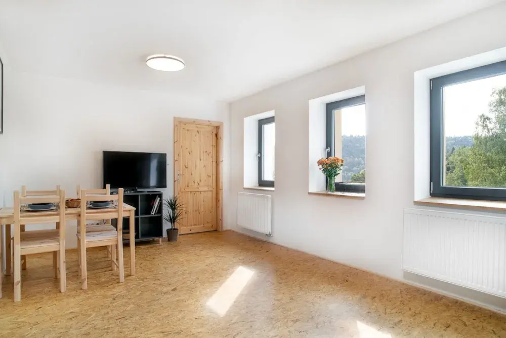 Villa in Desna Near Ski Resorts