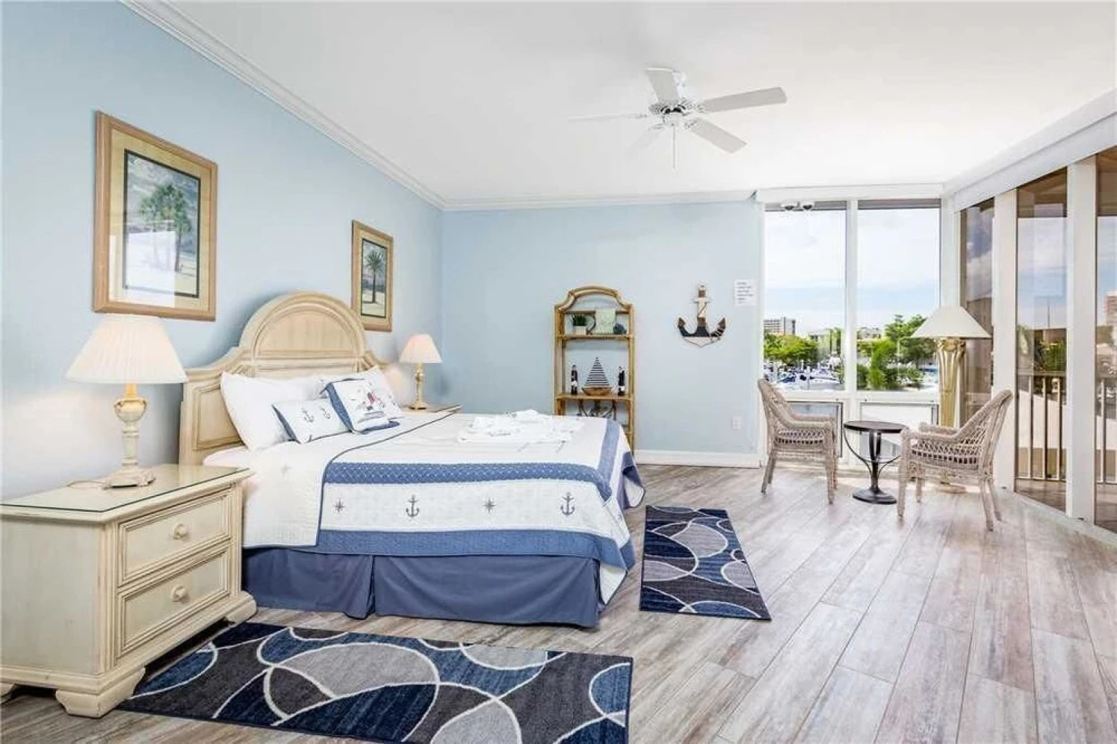 Palm Harbor 204E by Vacation Rental Pros