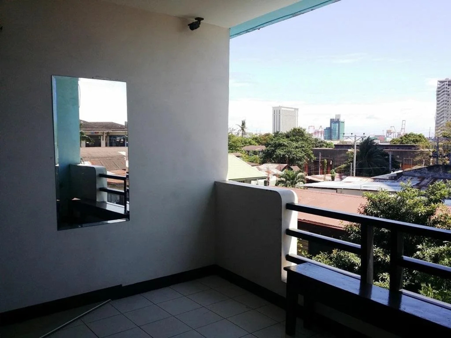 Inocian 3A Apartelle