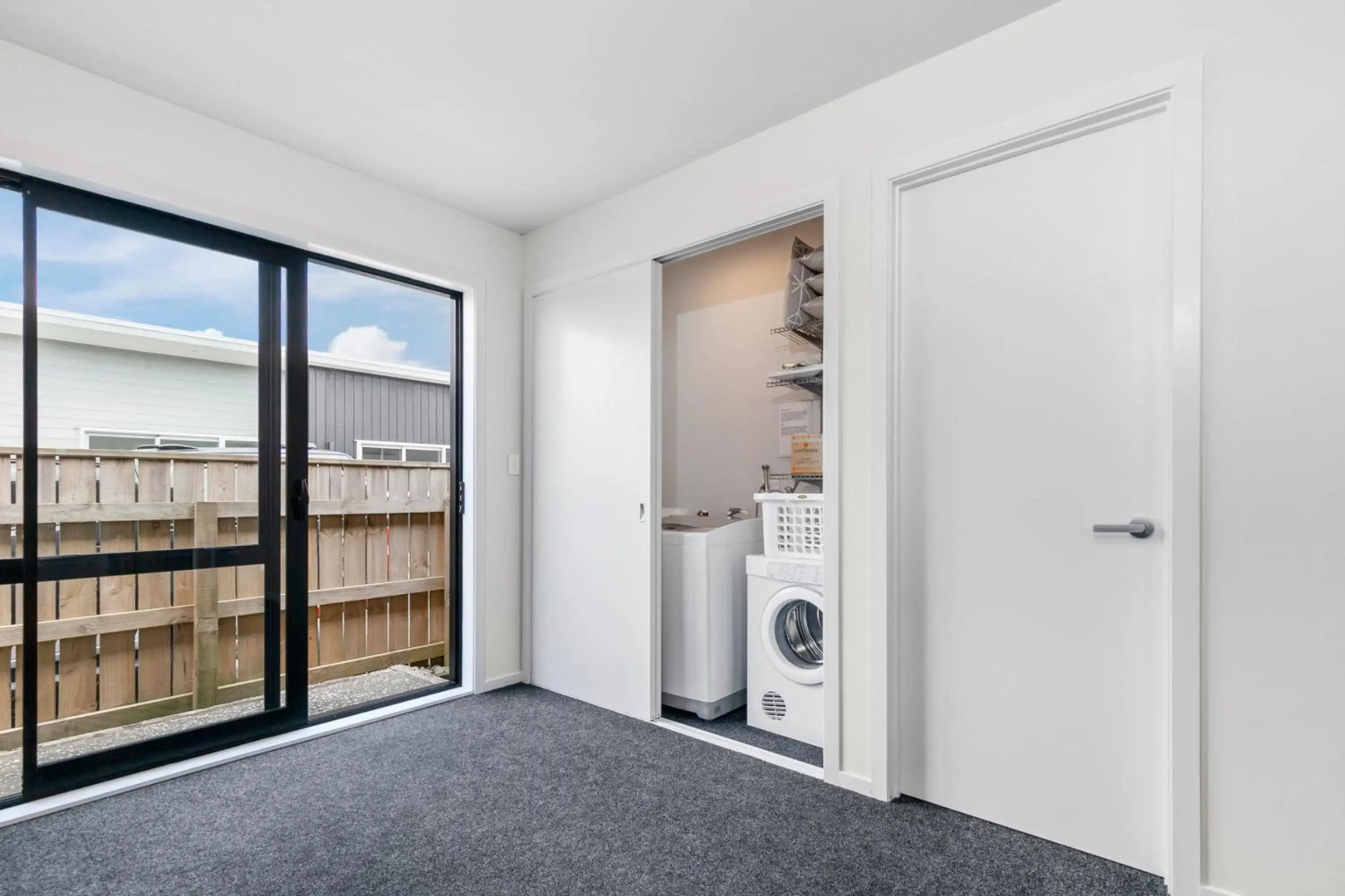 Stylish Villa Escape - Matakana Holiday Home