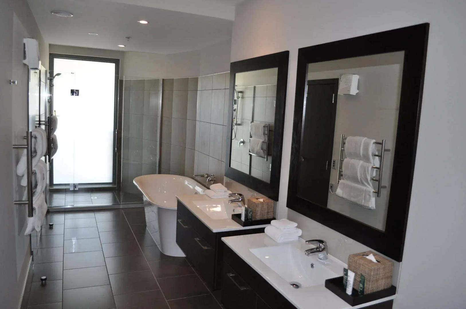 Queenstown Village Apartments