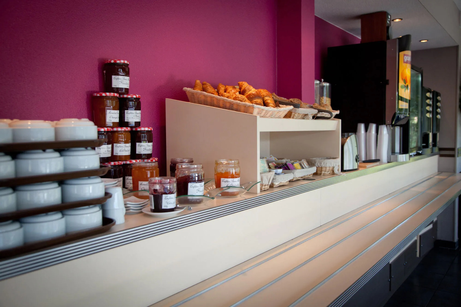 B&B HOTEL PAU Zénith