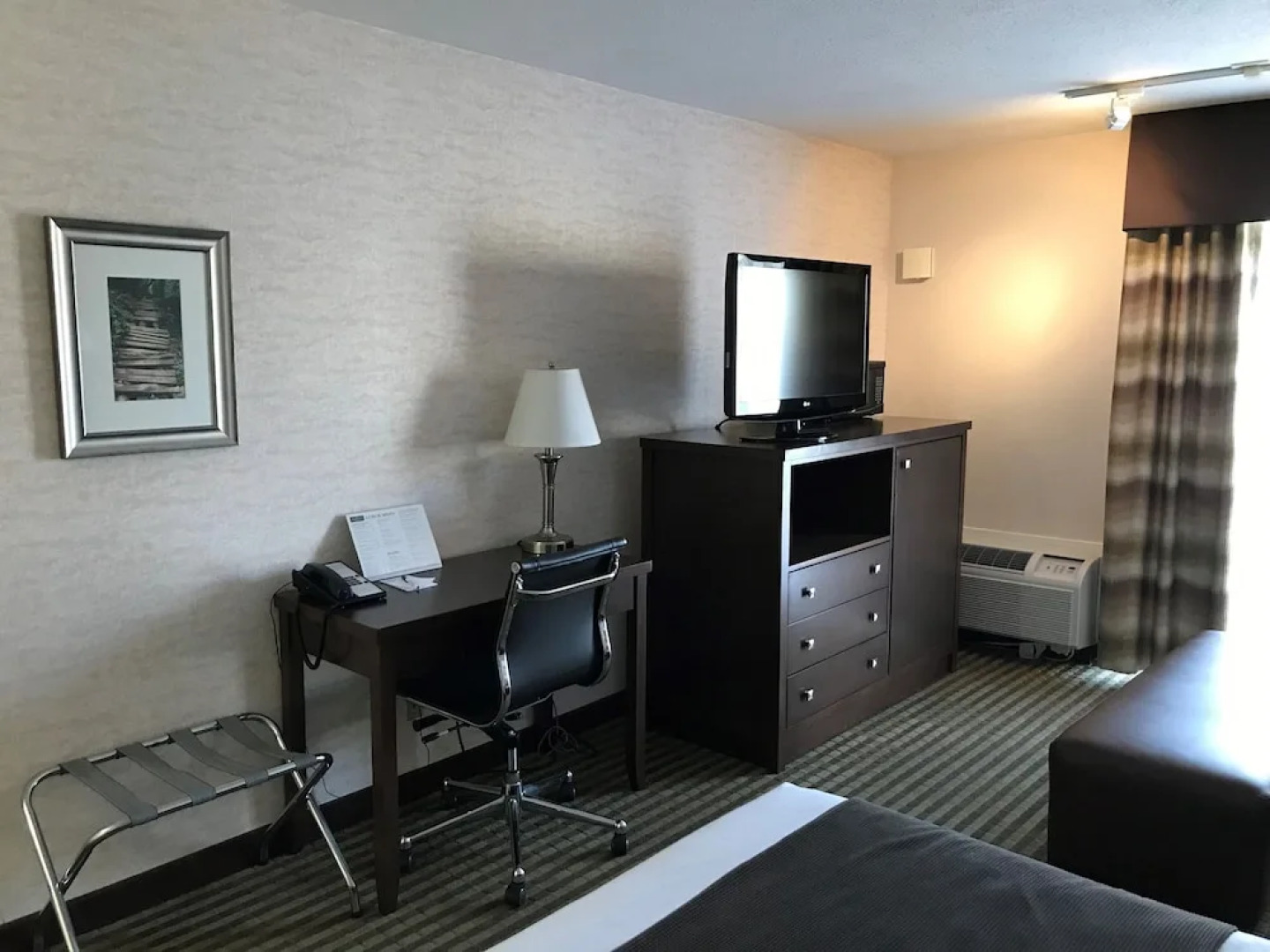 Powell River Town Centre Hotel