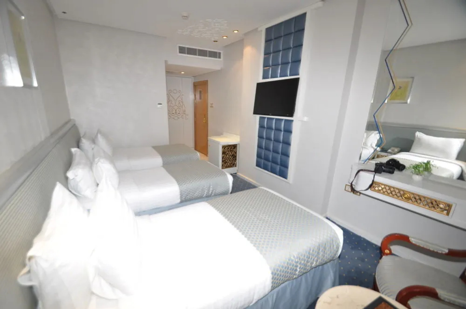 Tofel Kendla Al Azizia Hotel