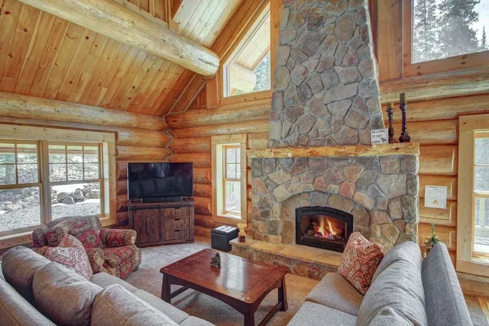 Timber Ridge Lodge by RedAwning