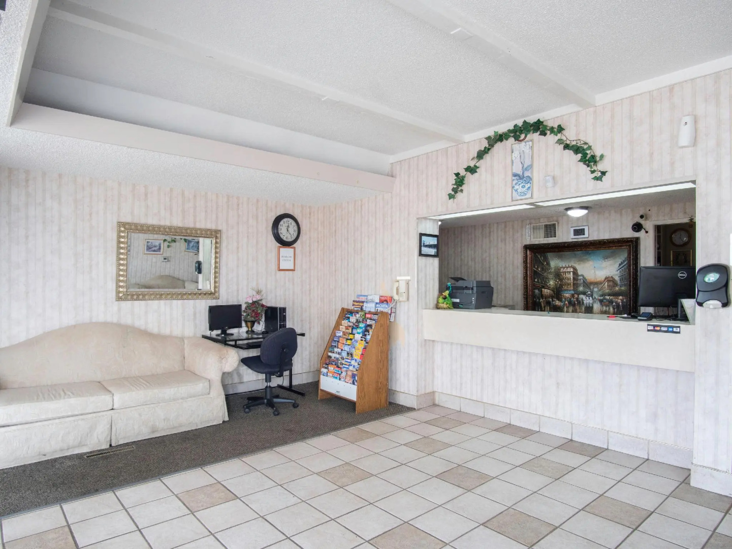 OYO Hotel Hutchinson KS West 4th Ave