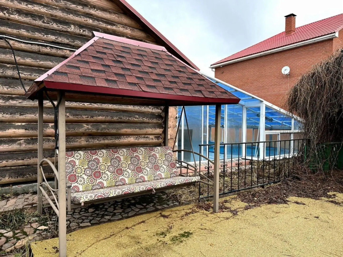 Коттедж в проезде 1-й Аллейный 40