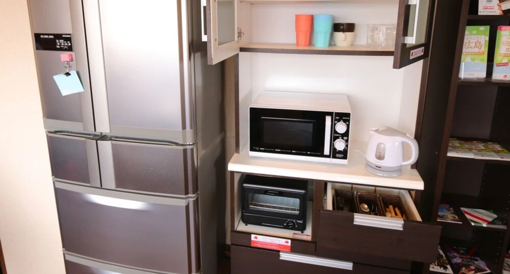 RED HELMET House＆Sports Bar Hiroshima - Hostel