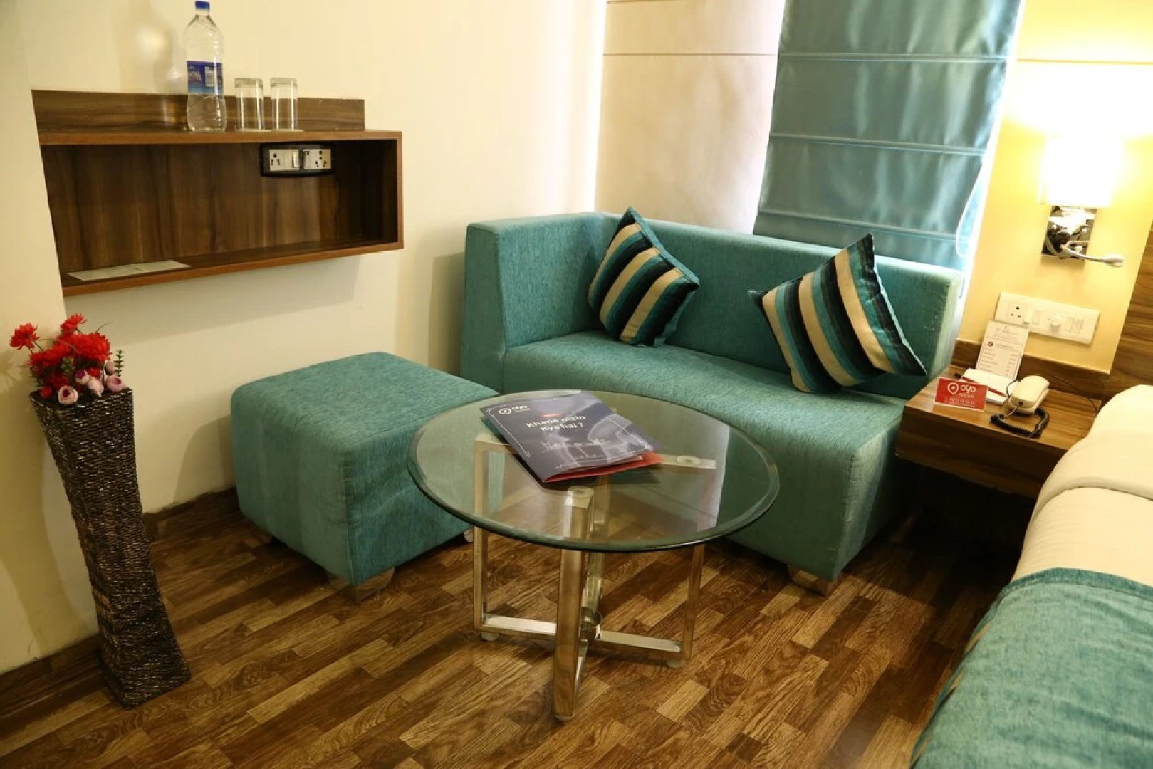 OYO 657 Hotel K C Cross Road