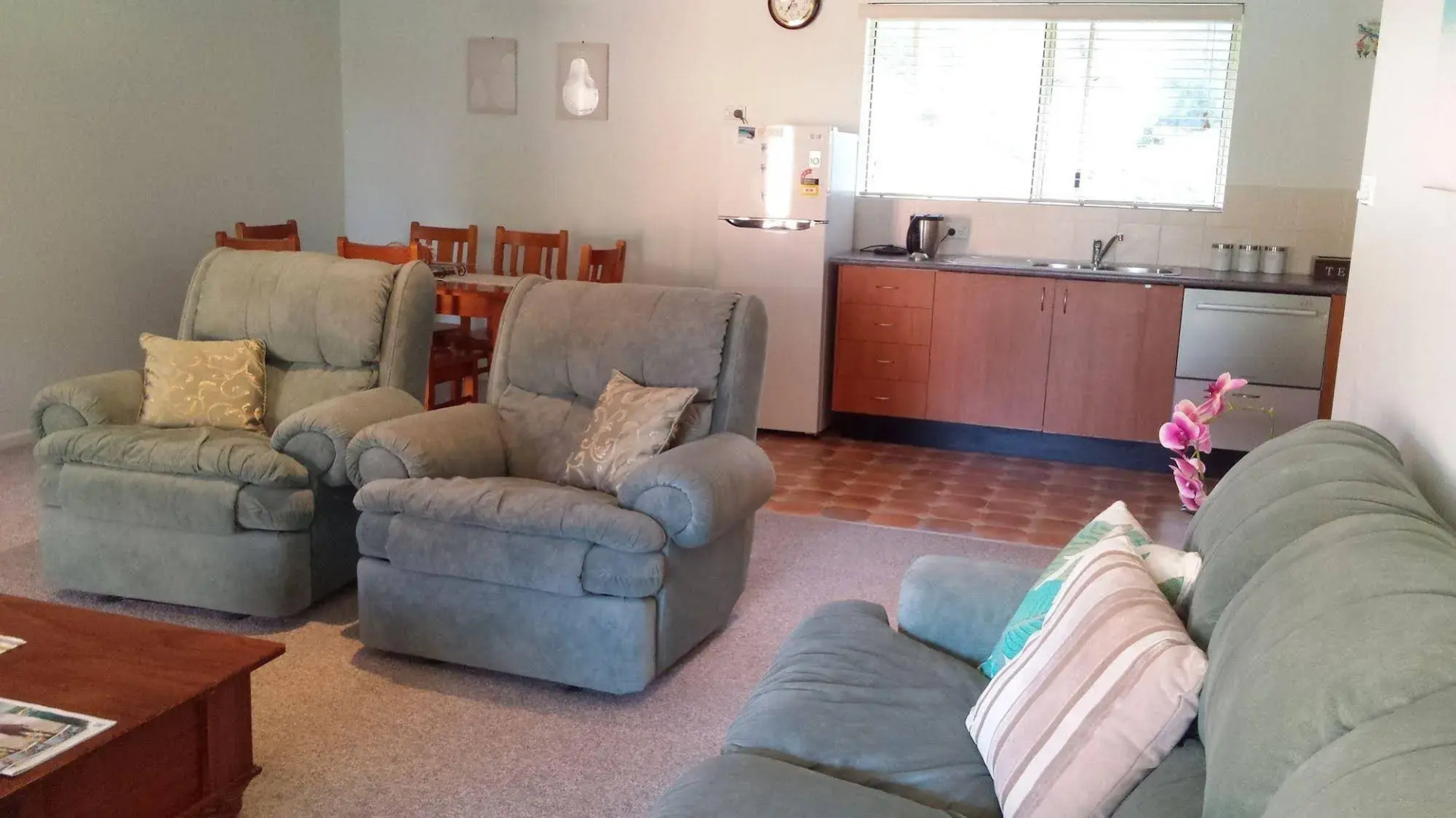 Alarks Nest Bed and Breakfast