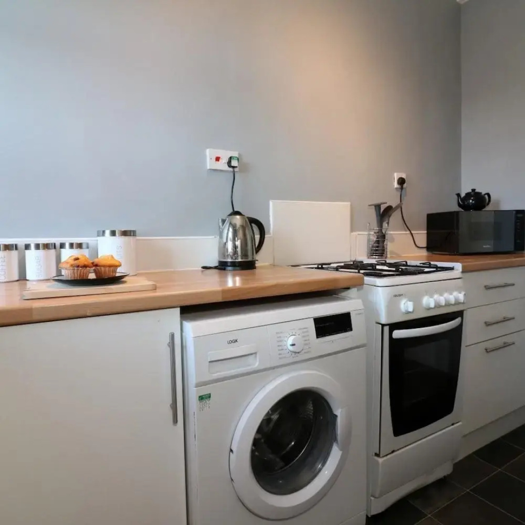 Signature - Anderson View