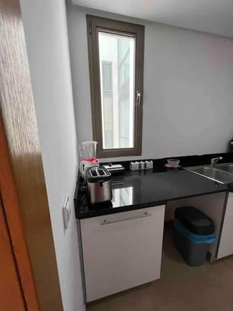 Beautiful 2beds apartment with swim pool in marina