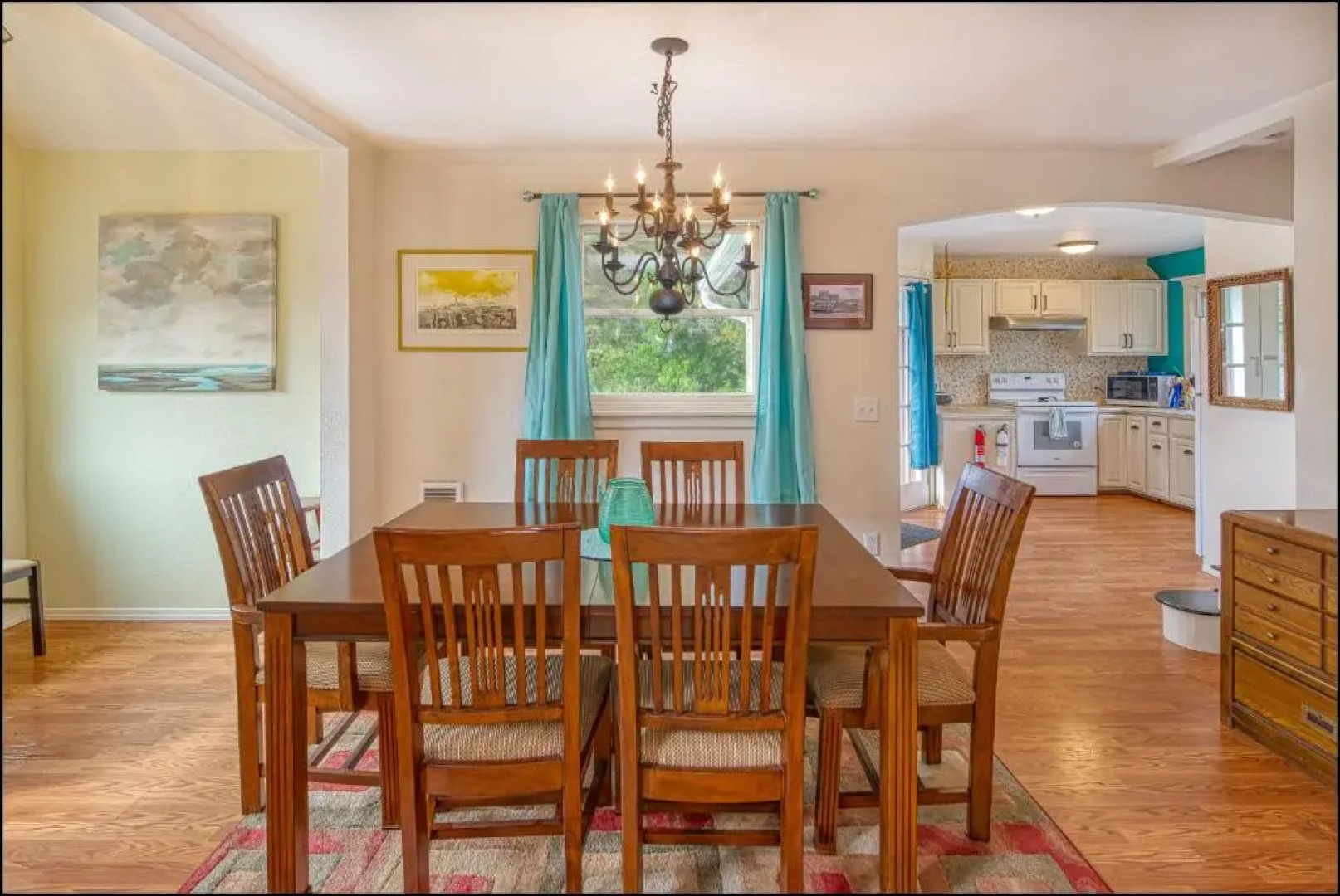 Captain Mike's Snug Harbor