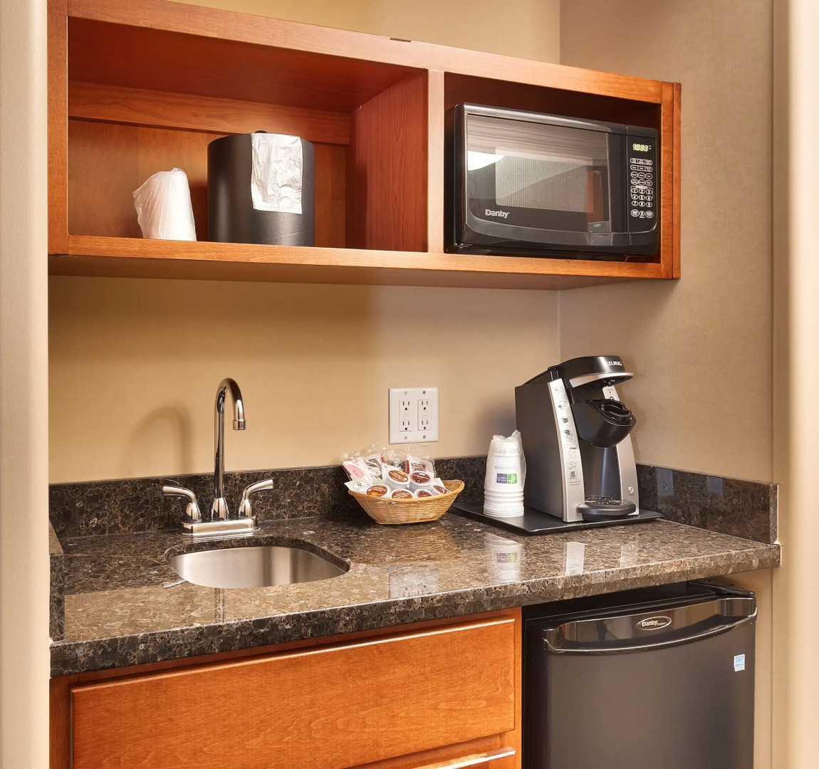 Holiday Inn Express & Suites Grand Junction by IHG