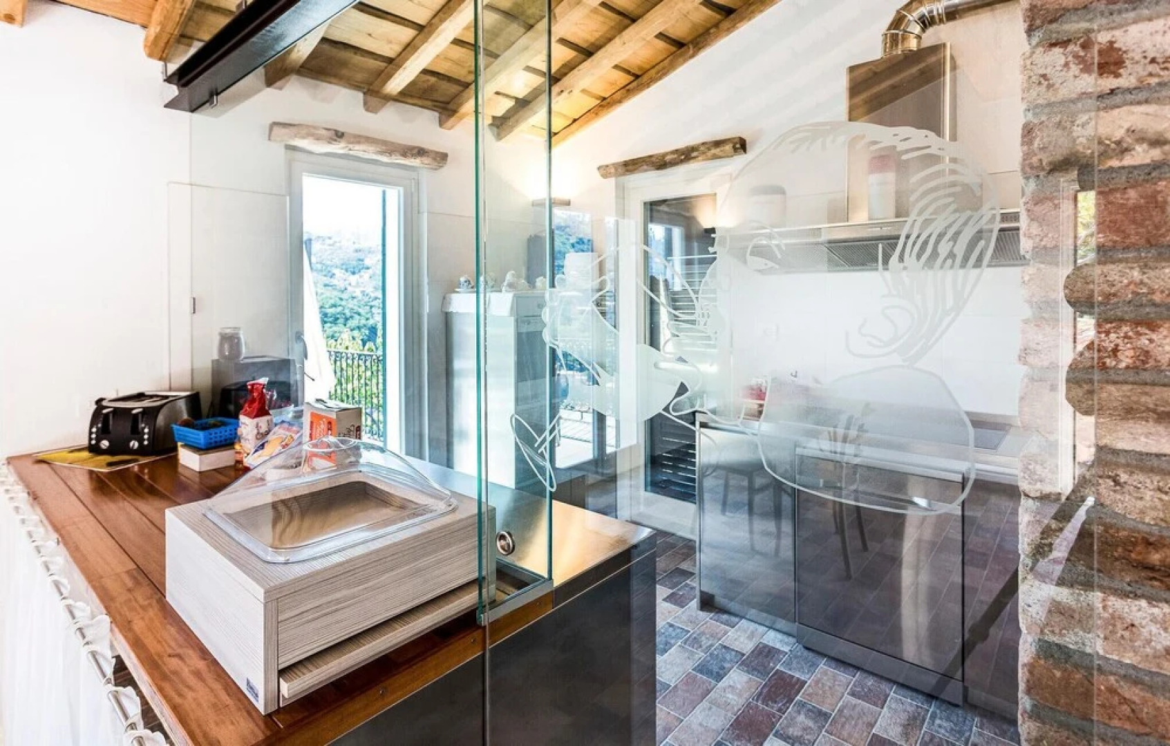 Awesome Home in Recco With Outdoor Swimming Pool, Wifi and 6 Bedrooms