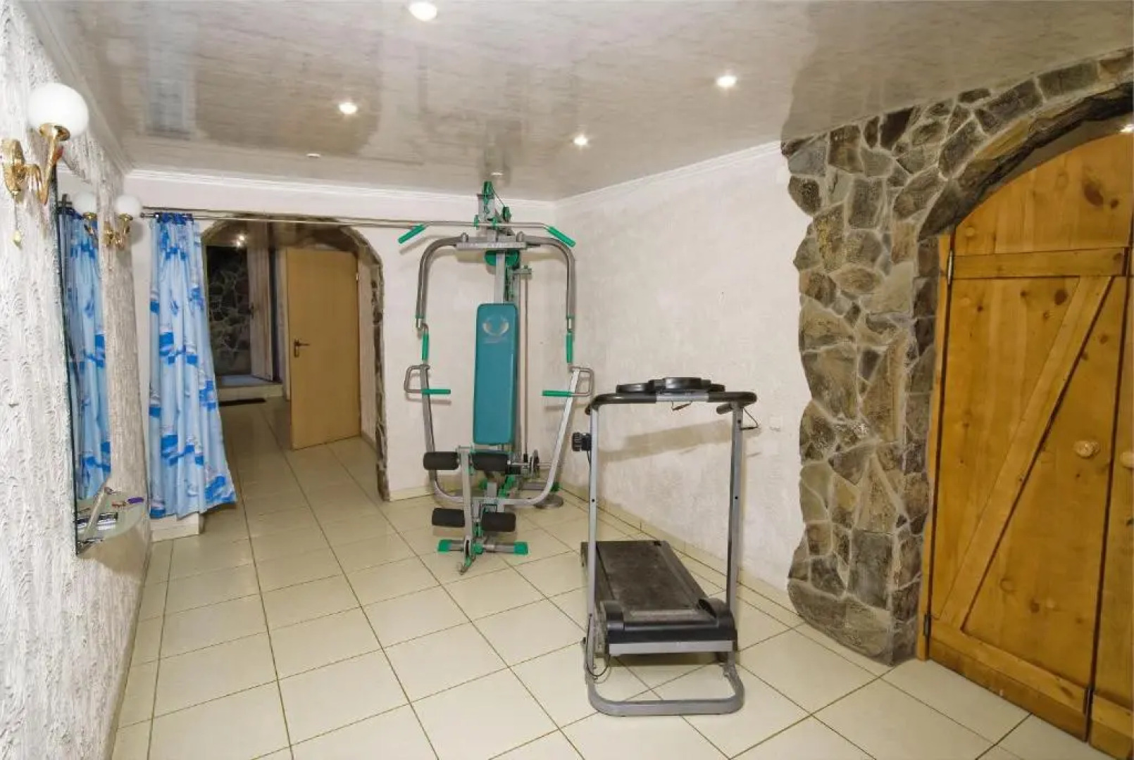 Отель Виктория