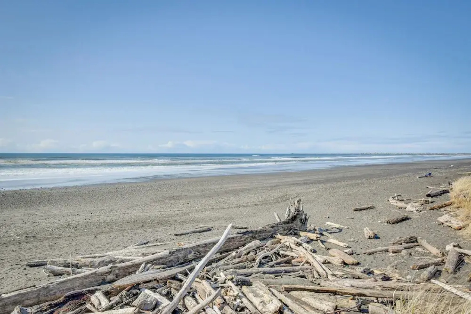 Westport Vacation Rental: Walk to Beach!