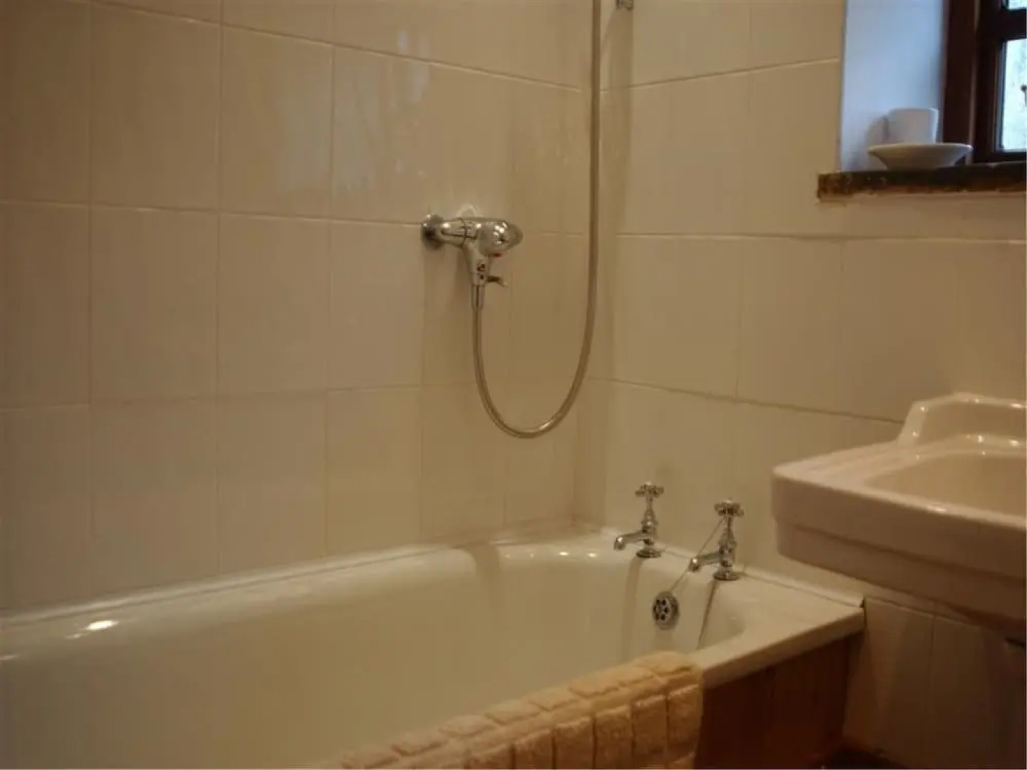 Onnen Fawr Farmhouse