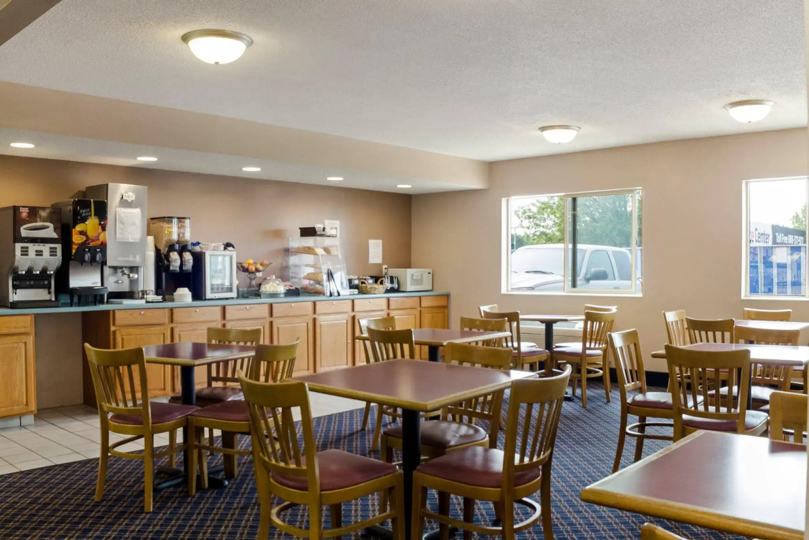 Bison Inn & Suites on University