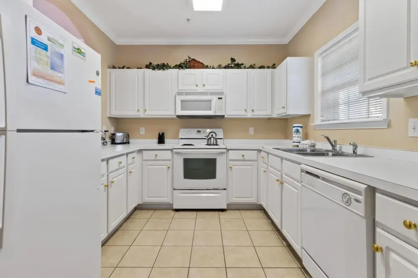 Arbor Trace Condo #812