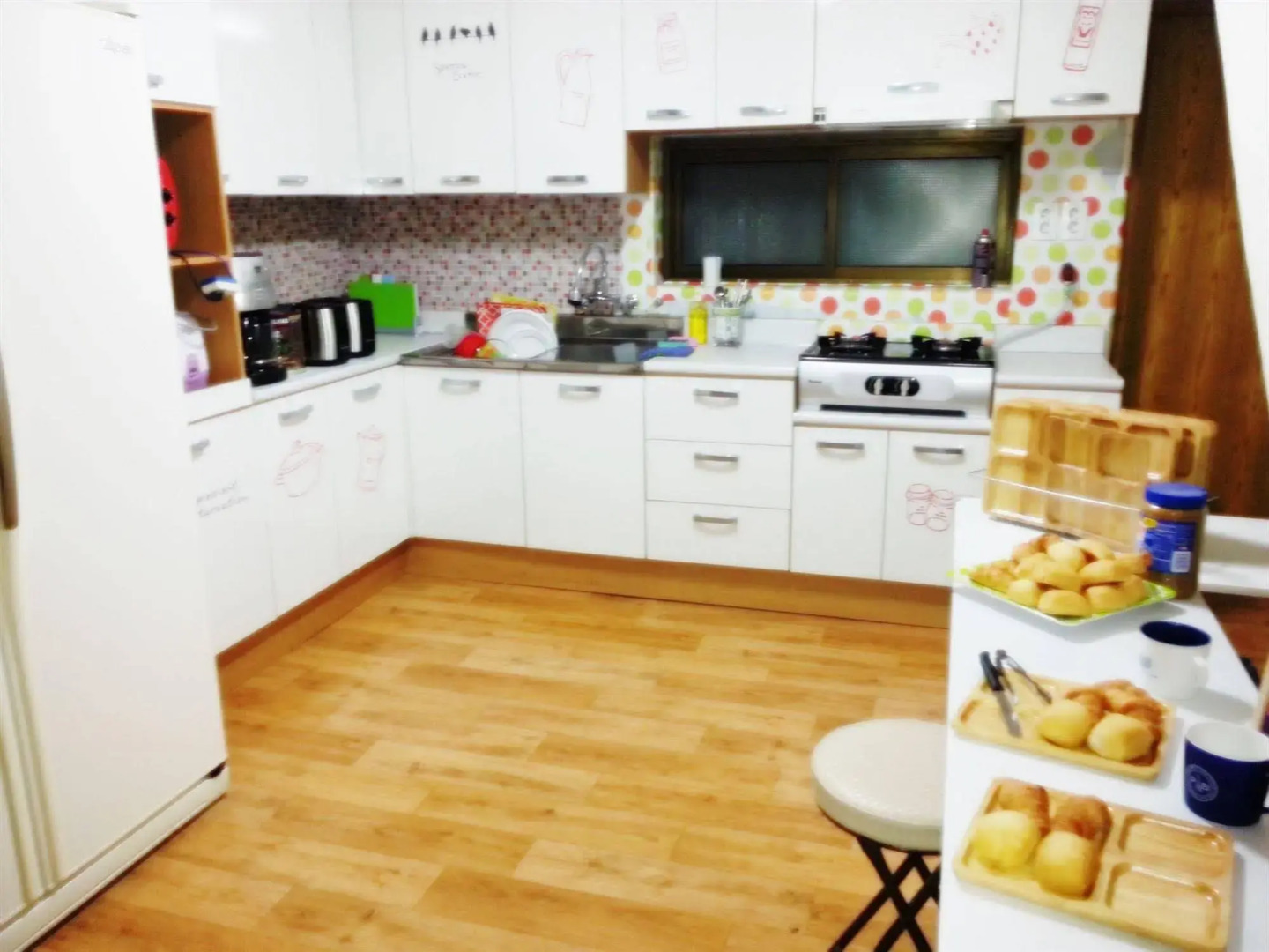 Crossroad Backpackers