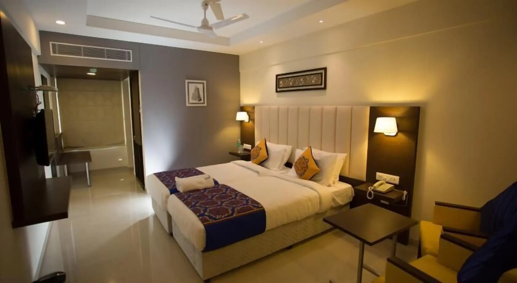 Hotel Ganpat Grand, Palani