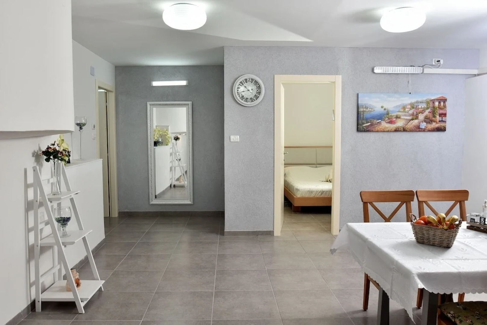 Luxury Suite with Jaccuzzi & Pool