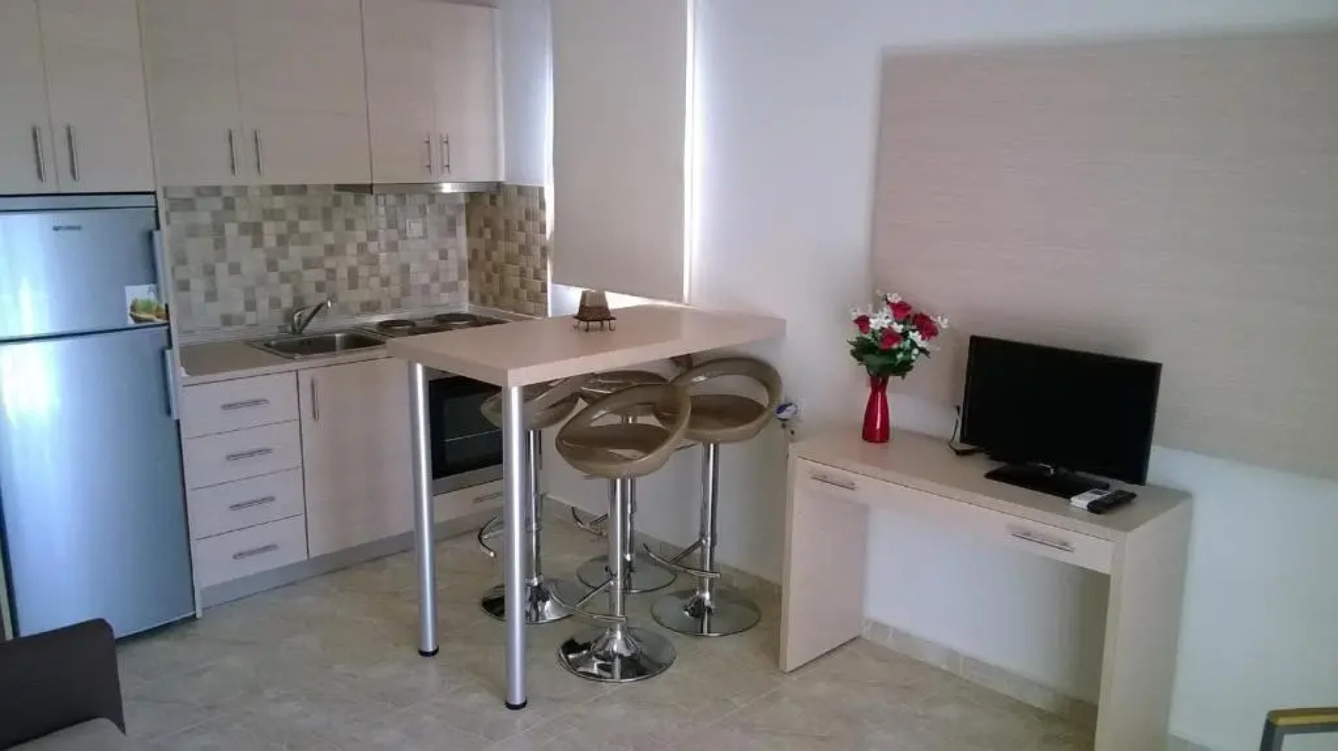 Gaia Studios & Apartments