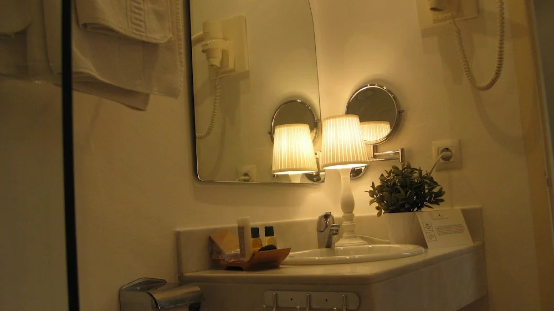 Hotel el Cau del Papibou