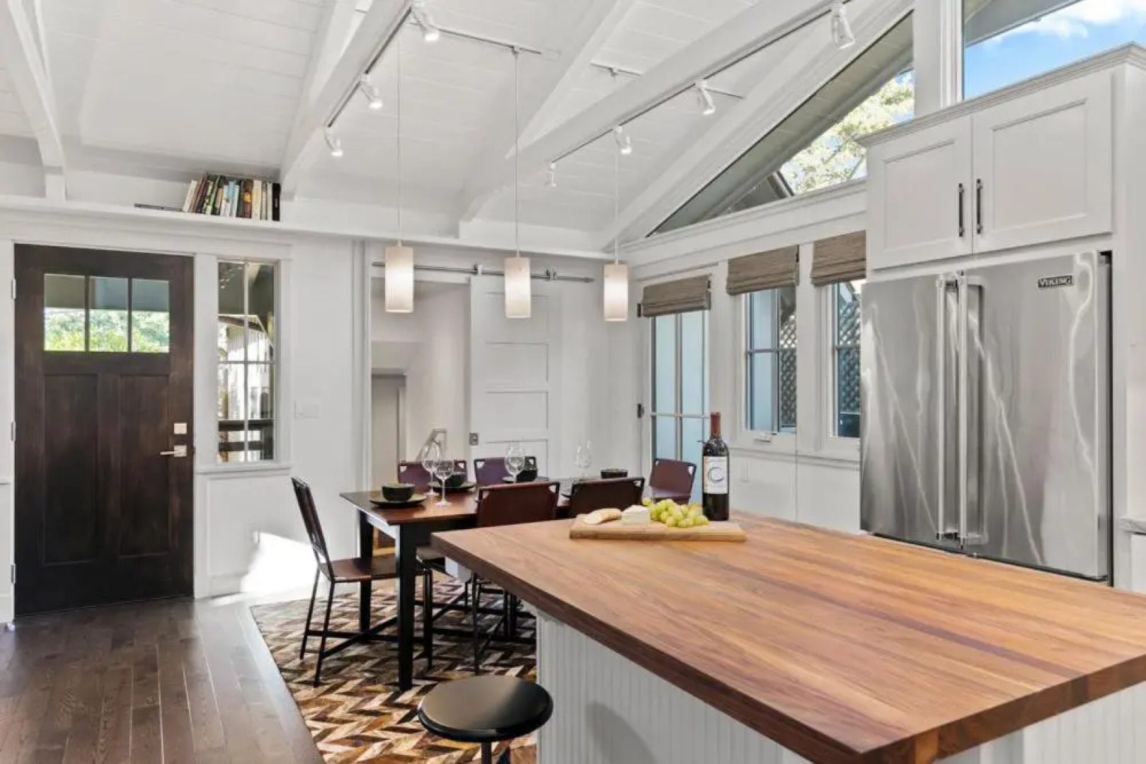 Beautiful Remodeled Home 30 night min