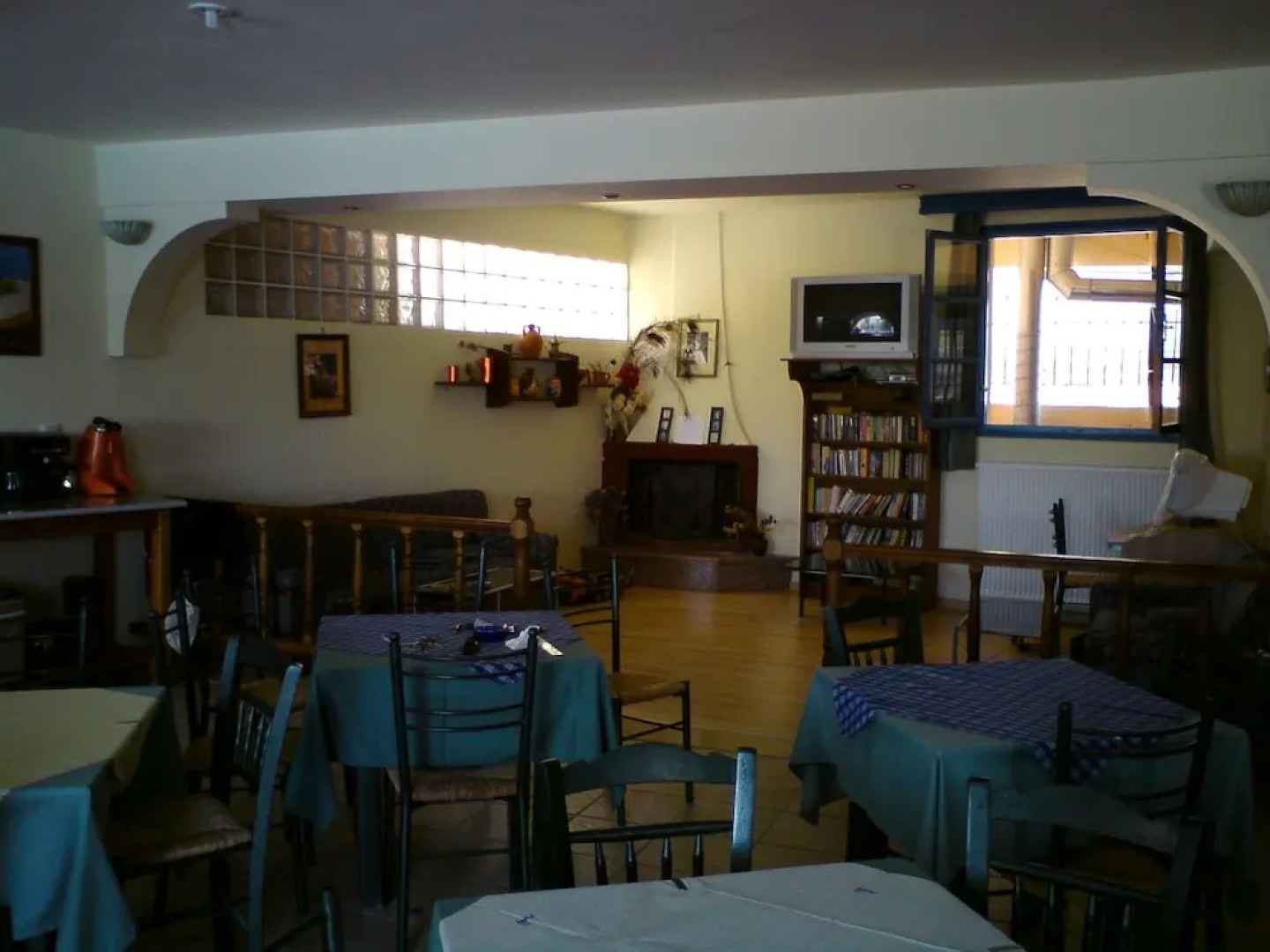 Kleoni Club Hotel & Apartments