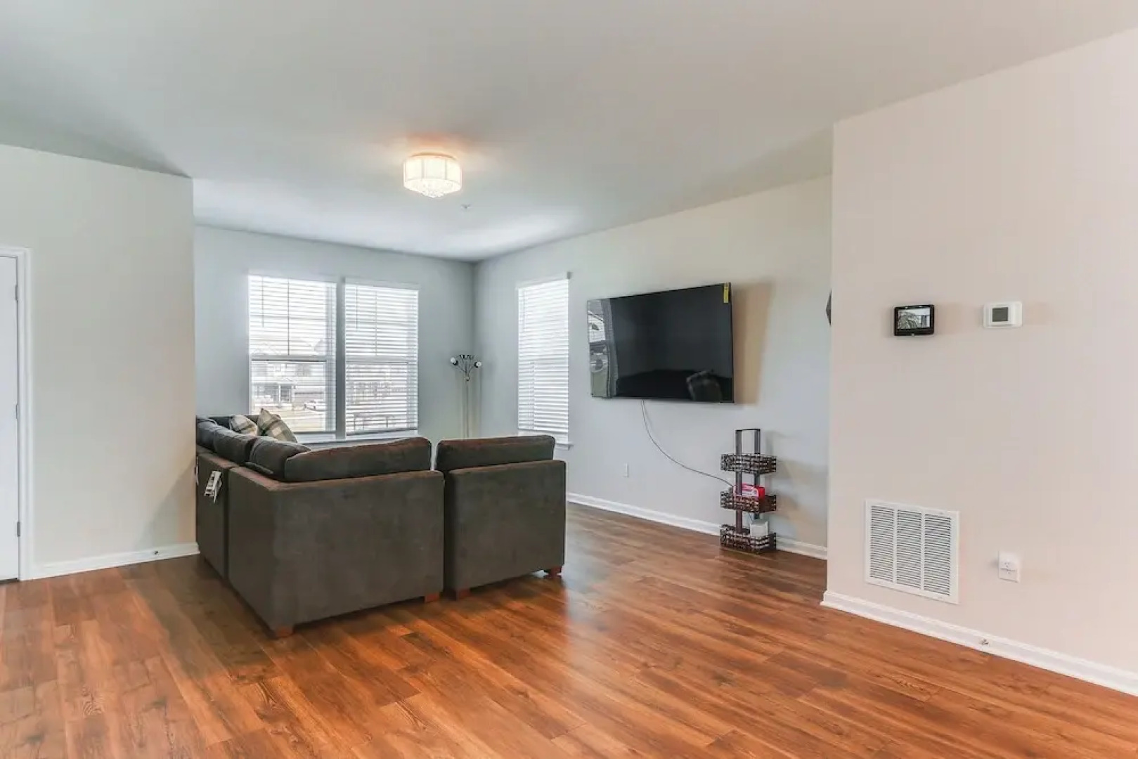 2 Mi to Dtwn Frederick: Updated Townhome