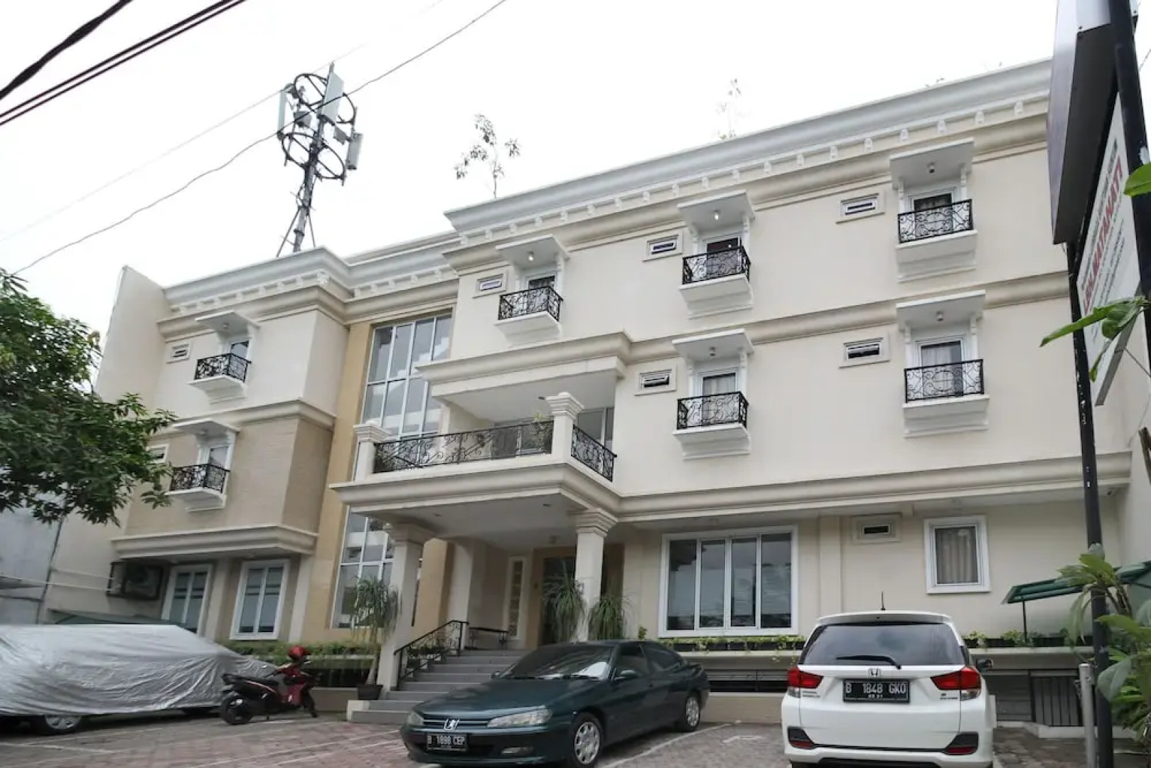 Airy Eco Bandara Soekarno-Hatta Suryadarma 56 Tangerang