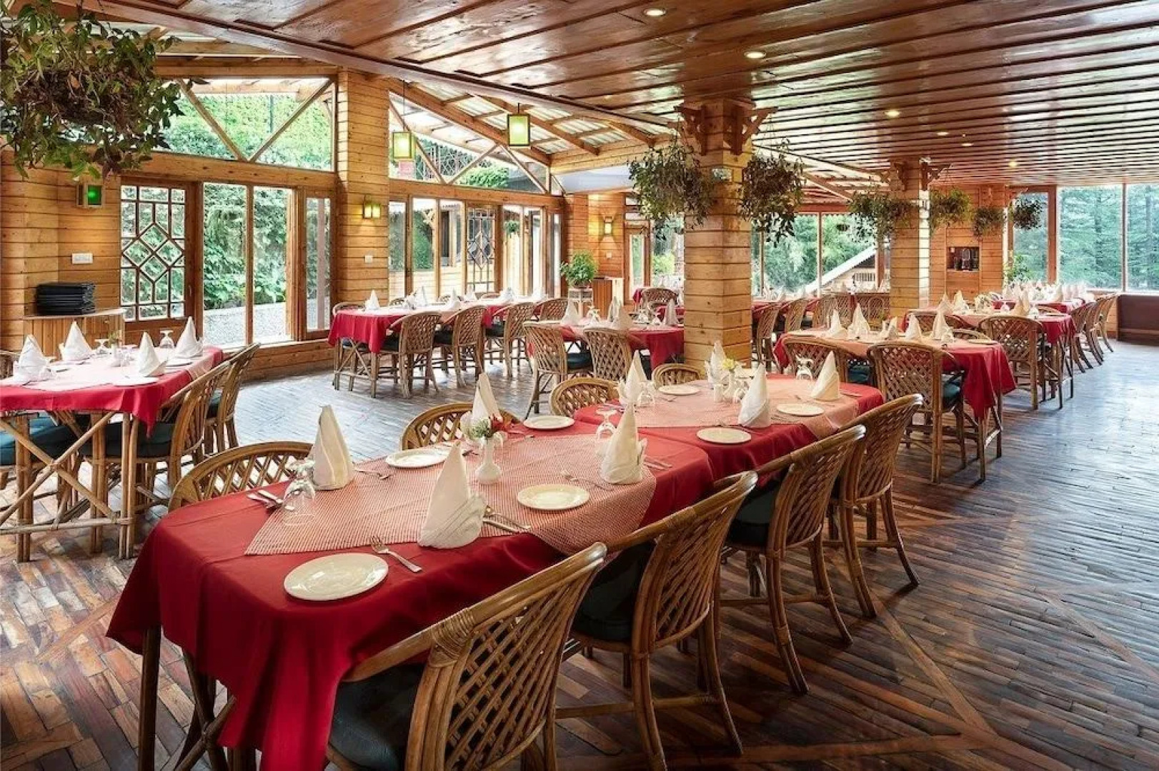 The Chalets Naldehra