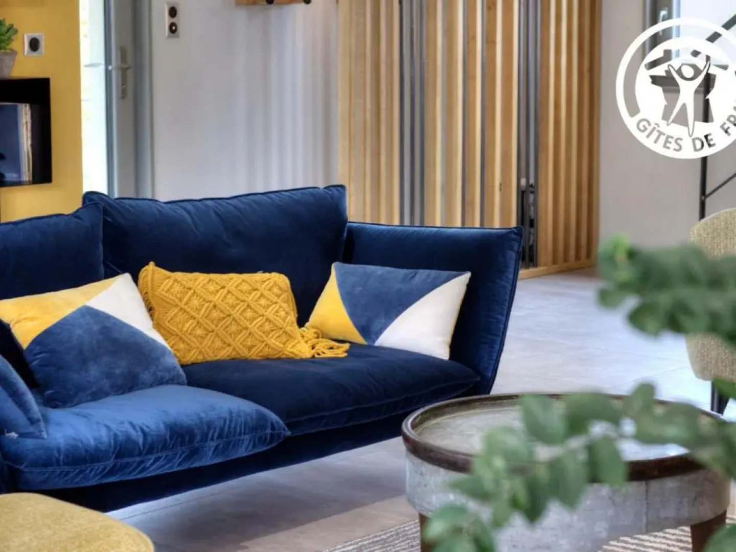 Gîte Montbrison, 4 pièces, 6 personnes - FR-1-496-157