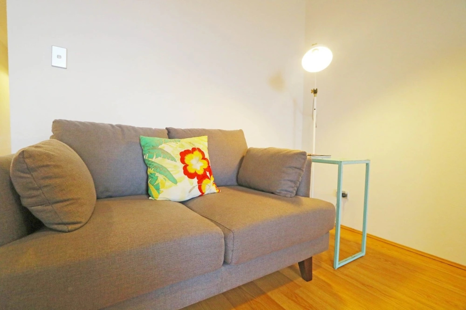 Beachside Bliss '12 Kingsway'