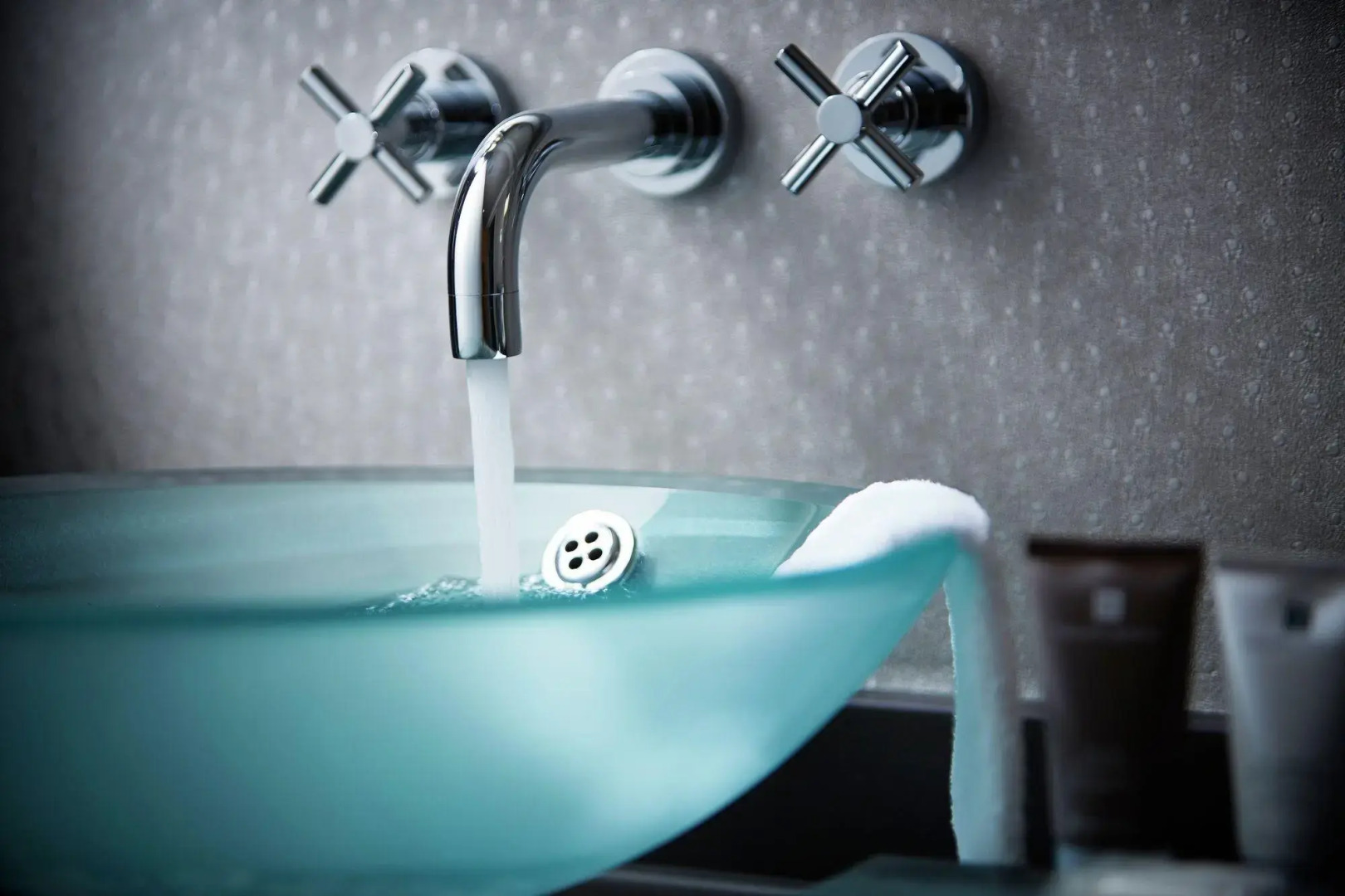 Alexander House And Utopia Spa