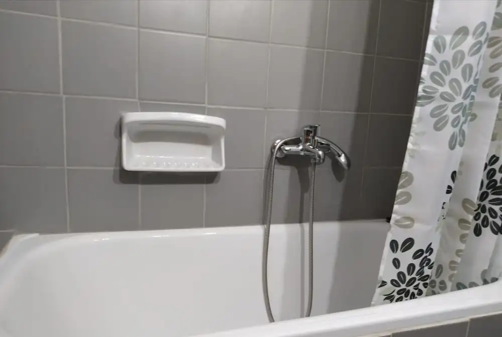 Lefkadi Apartments by the sea