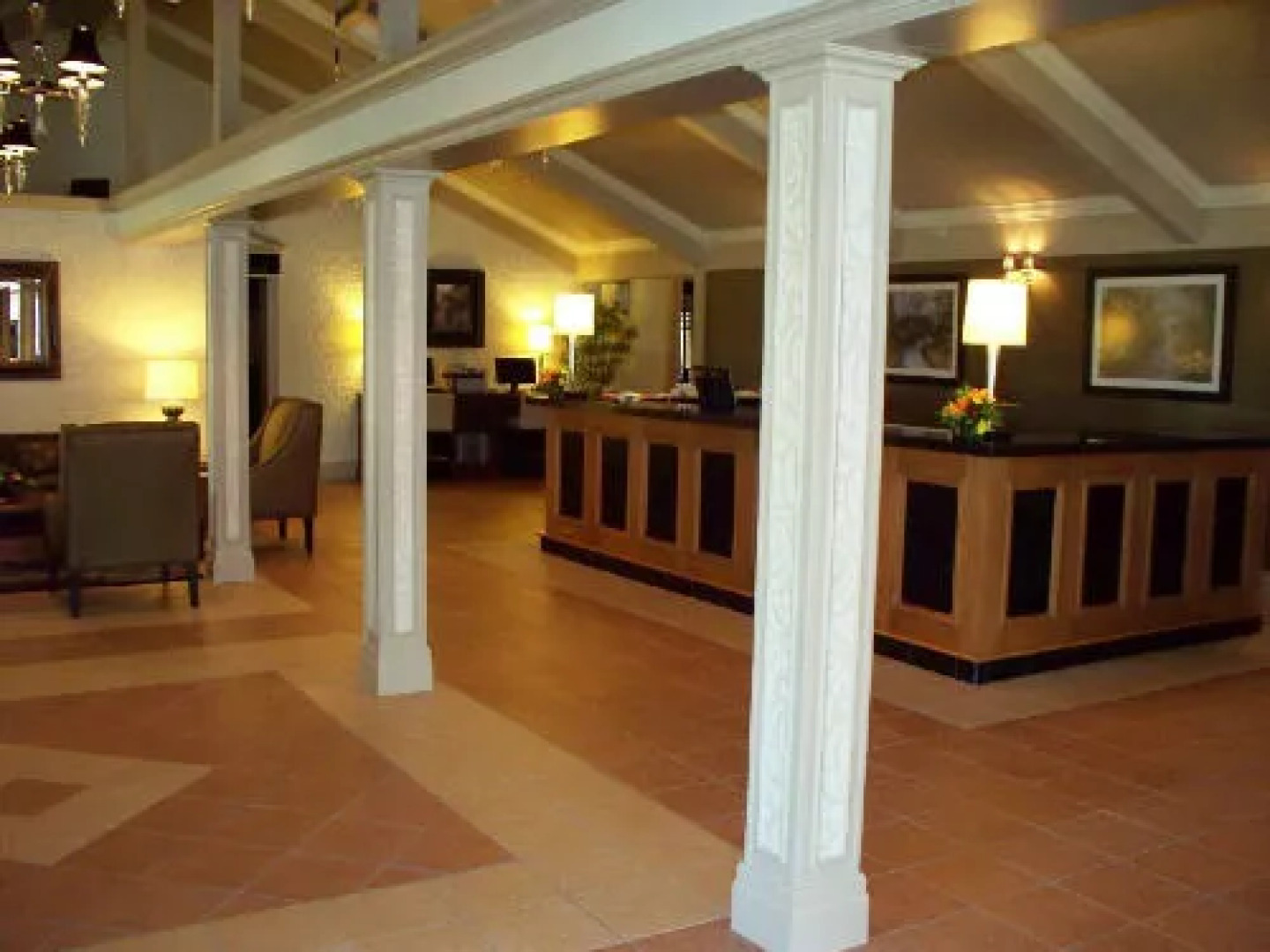 Festival Courtyard Inn