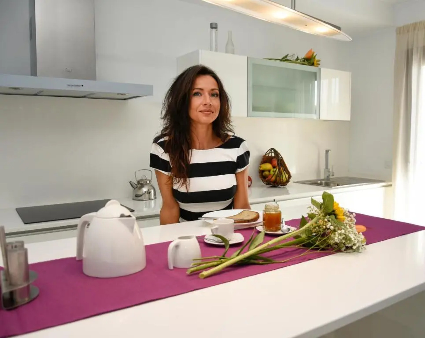 Pura Vida Beach Suites