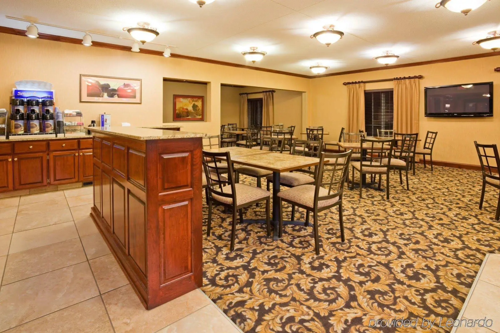 Holiday Inn Express & Suites Sioux Falls At Empire Mall by IHG