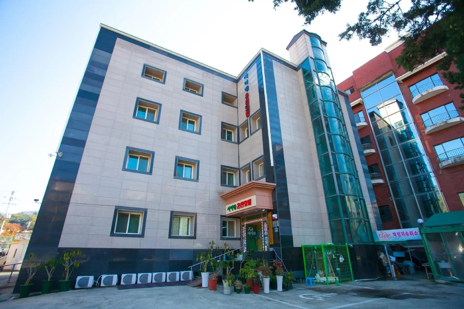 Suanbo Saipan Hot Spring Hotel